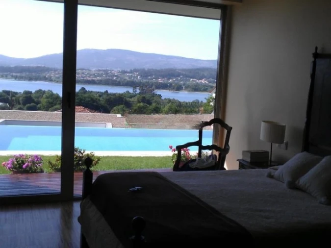 Moradia T6 para Venda em Lanhelas Foto 8