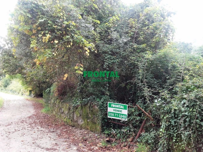 Terreno para Venda em Vilar de Mouros Foto 1