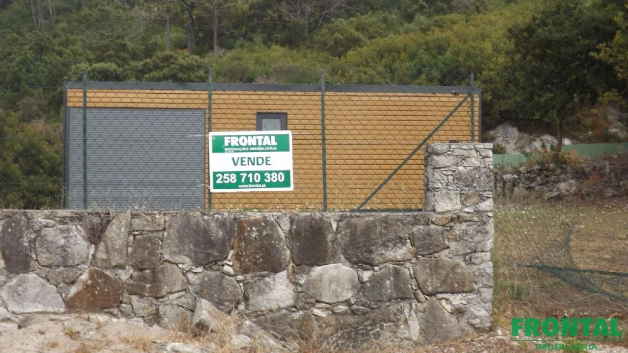 Terreno Comércio / Armazém para Venda em Vila Praia de Ancora Foto 2