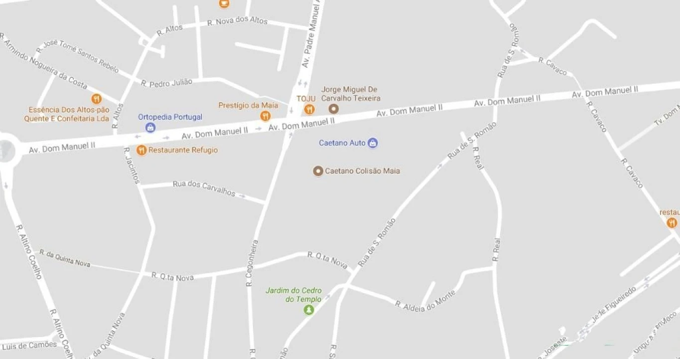 Prédio para Venda em Cidade da Maia Foto 1