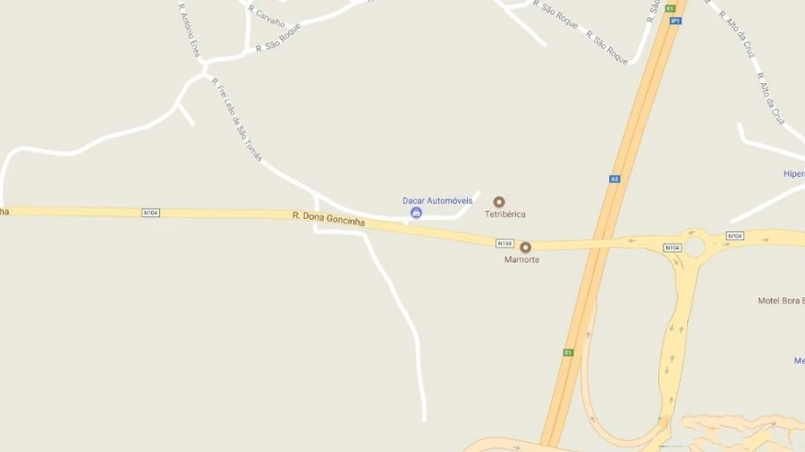 Prédio para Venda em Bougado (São Martinho e Santiago)