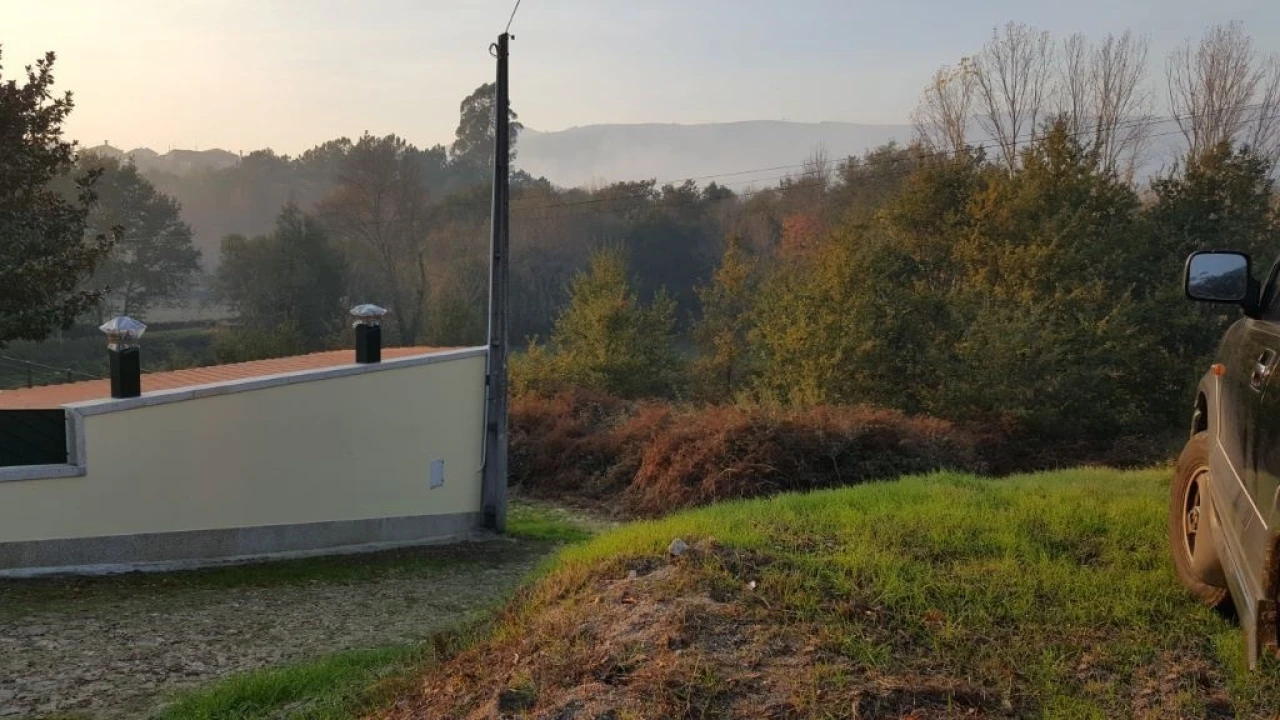 Terreno para Venda em Covas Foto 1