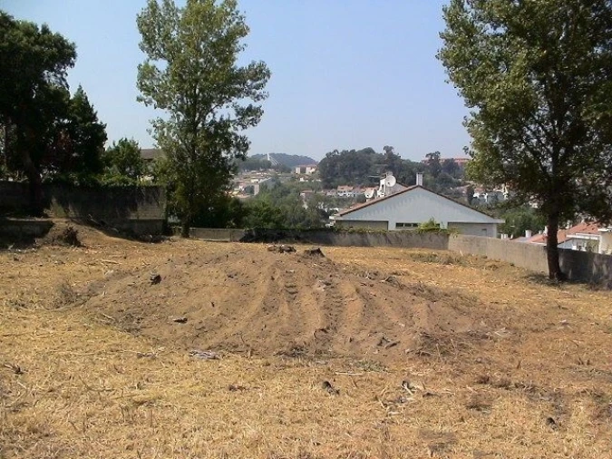 Terreno para Venda em Campanhã Foto 4