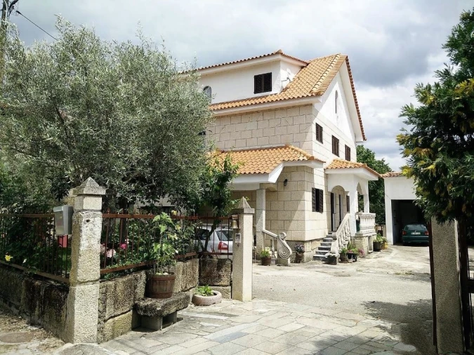 Quinta T0 para Venda em Madalena e Samaiões Foto 1