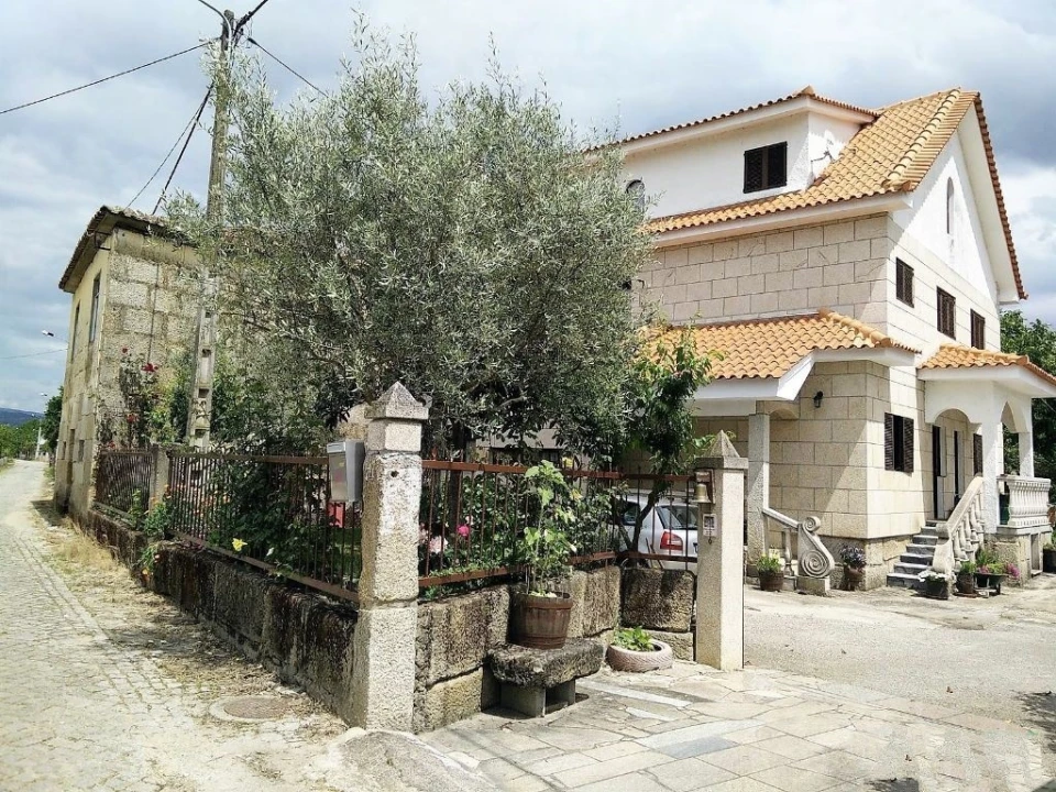 Quinta T0 para Venda em Madalena e Samaiões Foto 2