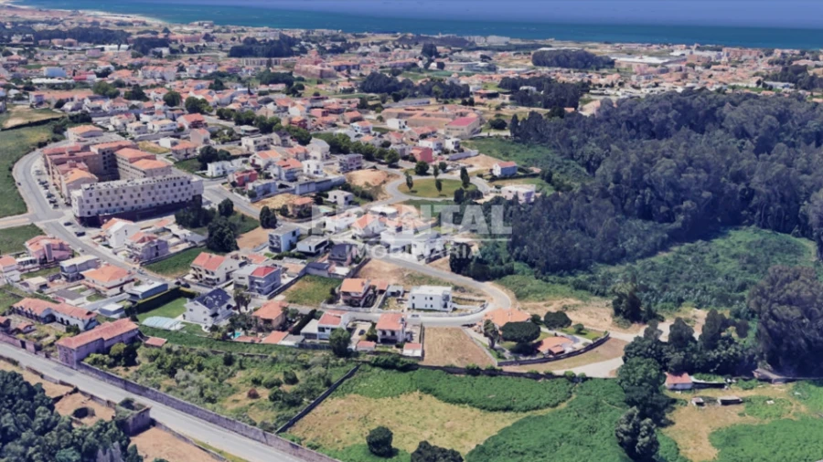 Terreno para Venda em Arcozelo Foto 4