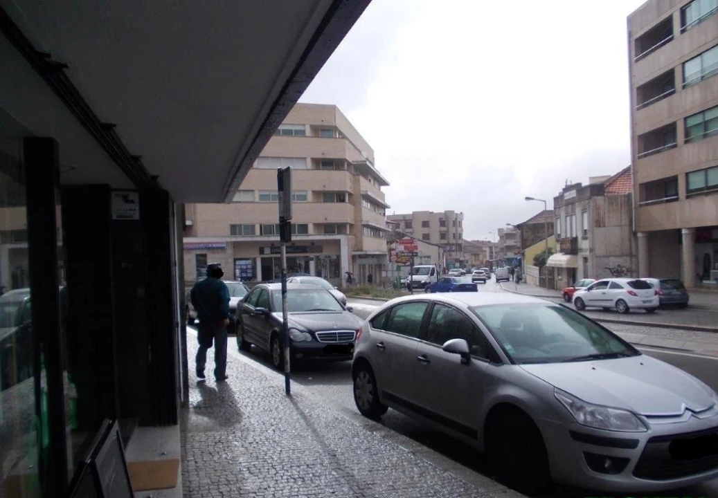 Negócio para Venda em Rio Tinto Foto 3