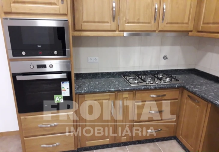 Moradia T4 para Venda em Mirandela Foto 3
