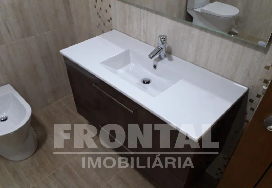 Moradia T4 para Venda em Mirandela Foto 12
