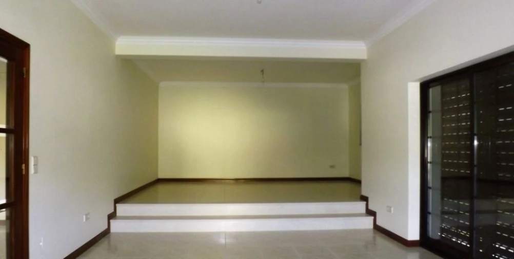 Moradia T4 para Venda em Sopo Foto 5