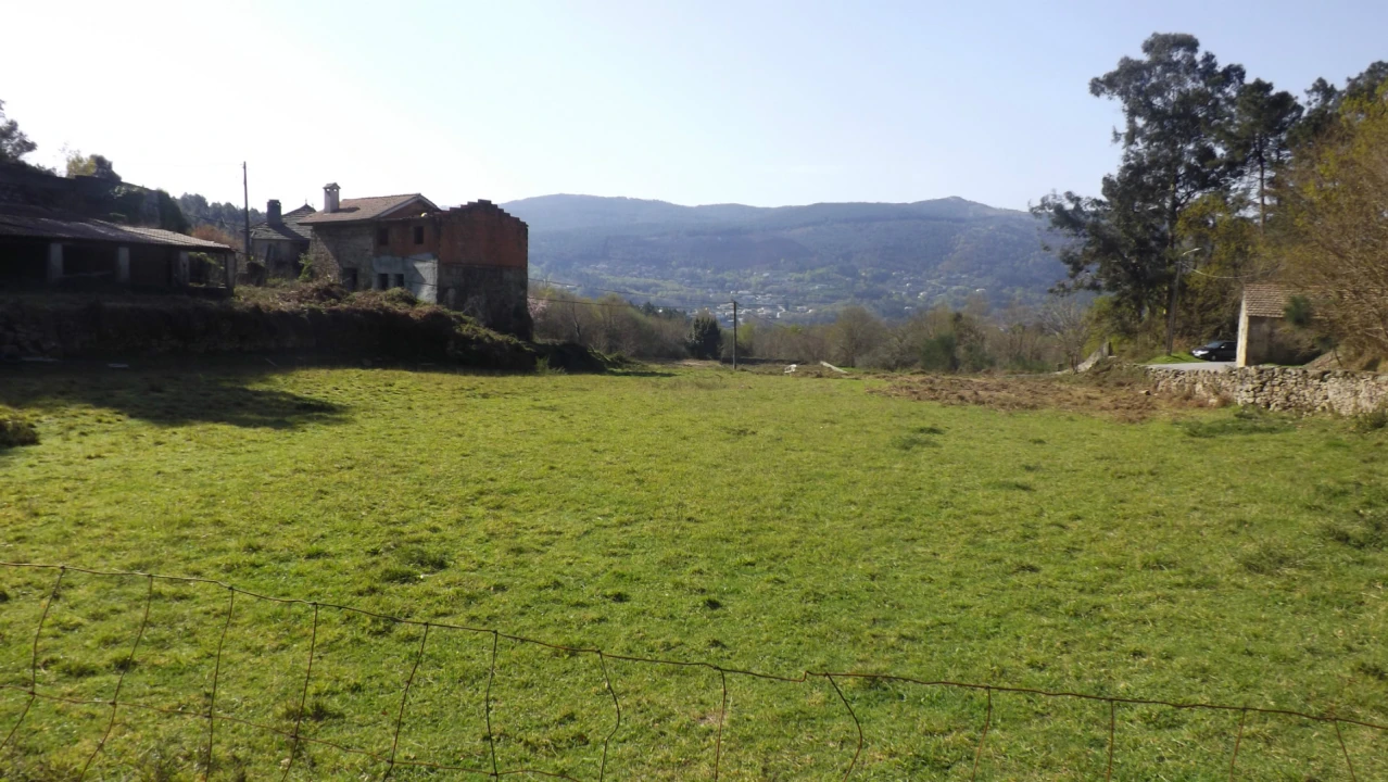 Quinta T0 para Venda em Covas Foto 9