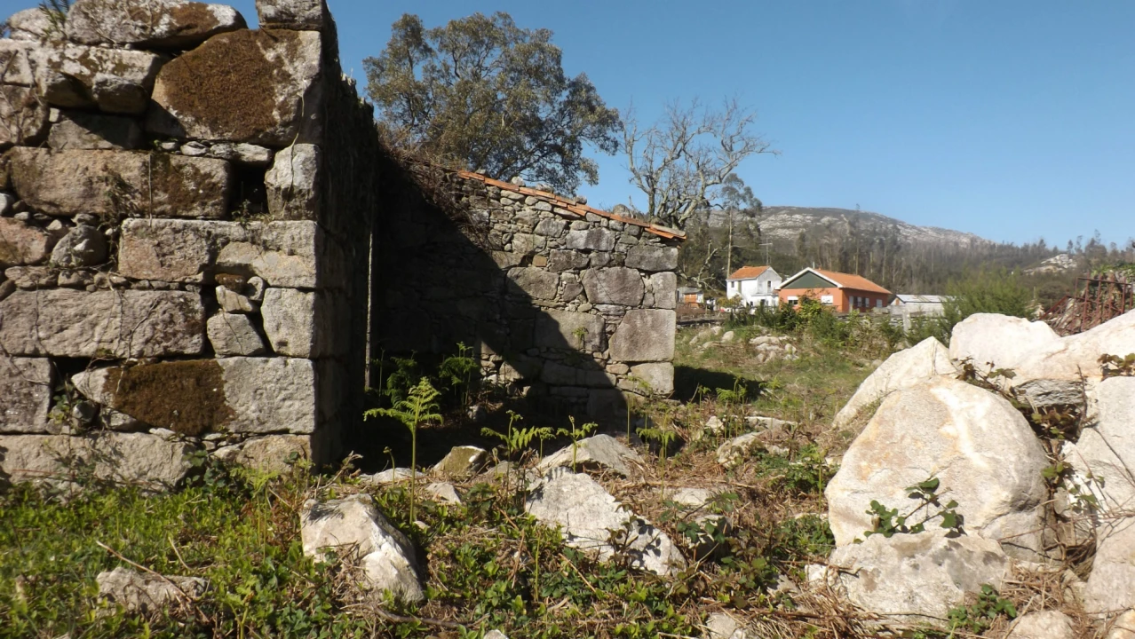 Moradia T0 para Venda em Riba de Ancora Foto 6