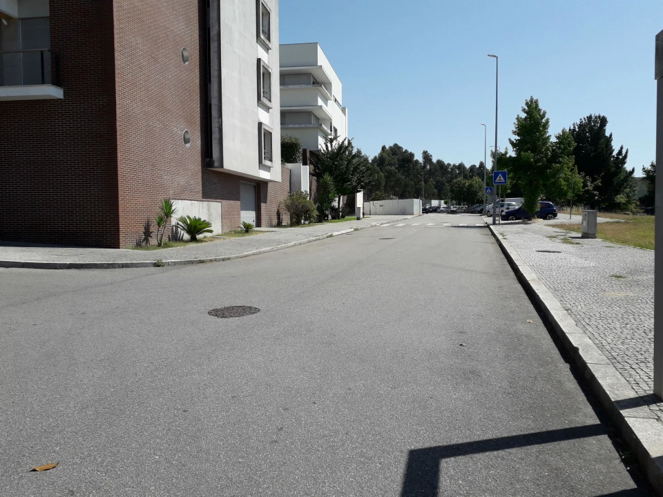 Terreno para Venda em Milheiros Foto 10