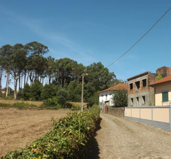 Terreno para Venda em Venade e Azevedo