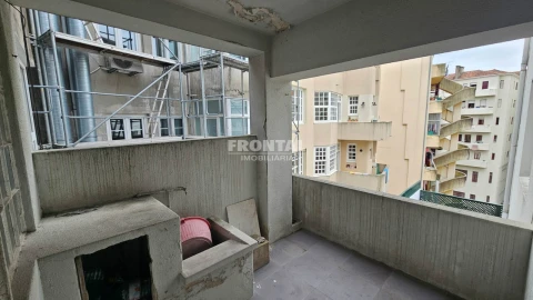 Apartamento T5 para Venda em Cedofeita, Santo Ildefonso, Sé, Miragaia, São Nicolau e Vitória