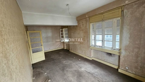 Apartamento T5 para Venda em Cedofeita, Santo Ildefonso, Sé, Miragaia, São Nicolau e Vitória