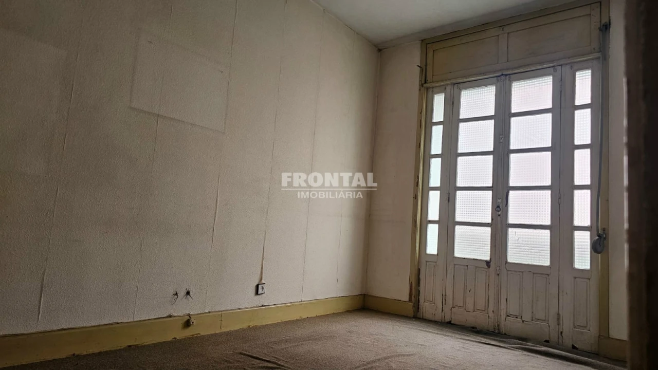 Apartamento T5 para Venda em Cedofeita, Santo Ildefonso, Sé, Miragaia, São Nicolau e Vitória Foto 11