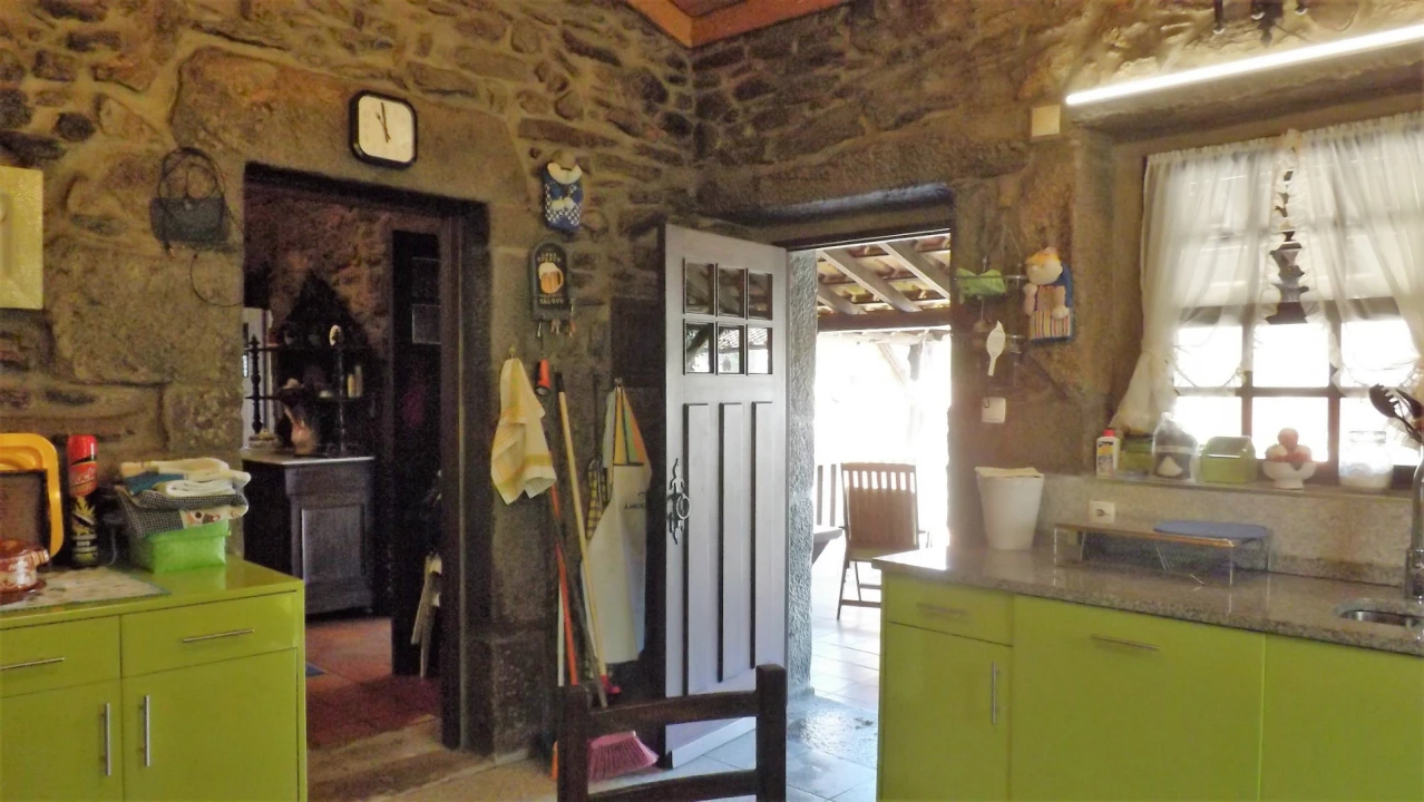 Quinta T5 para Venda em Vilar de Mouros Foto 28