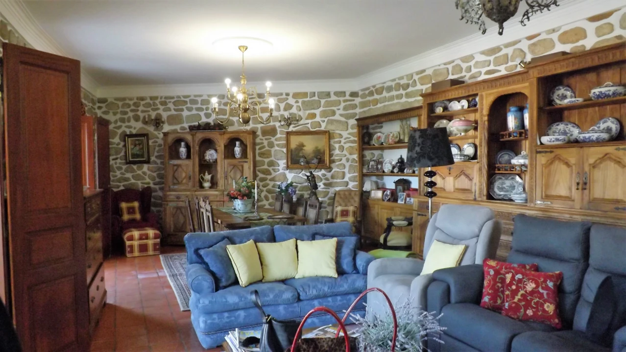 Quinta T5 para Venda em Vilar de Mouros Foto 9