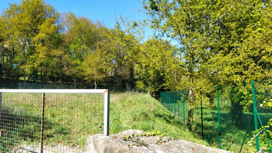 Terreno para Venda em Gondarem Foto 2