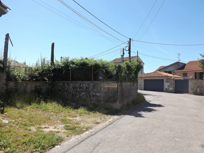 Terreno para Venda em Valença, Cristelo Covo e Arão Foto 6