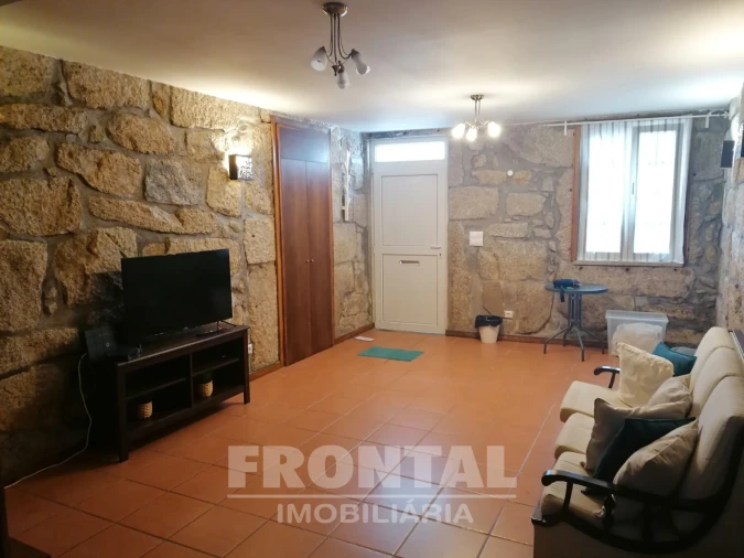 Moradia T3 para Venda em Cedofeita, Santo Ildefonso, Sé, Miragaia, São Nicolau e Vitória Foto 1