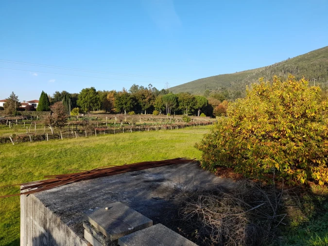 Moradia T5 para Venda em Venade e Azevedo Foto 33