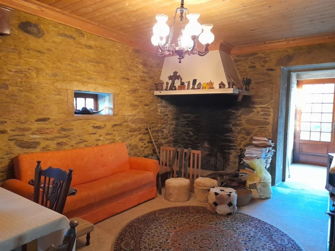 Moradia T5 para Venda em Venade e Azevedo Foto 15