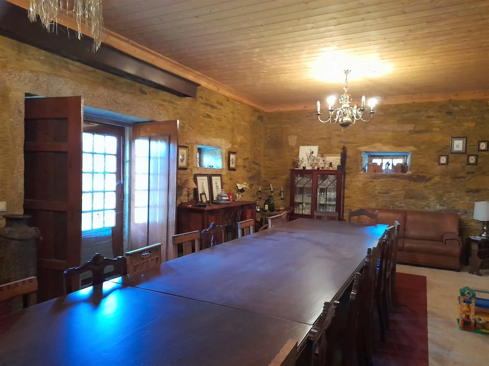 Moradia T5 para Venda em Venade e Azevedo Foto 17