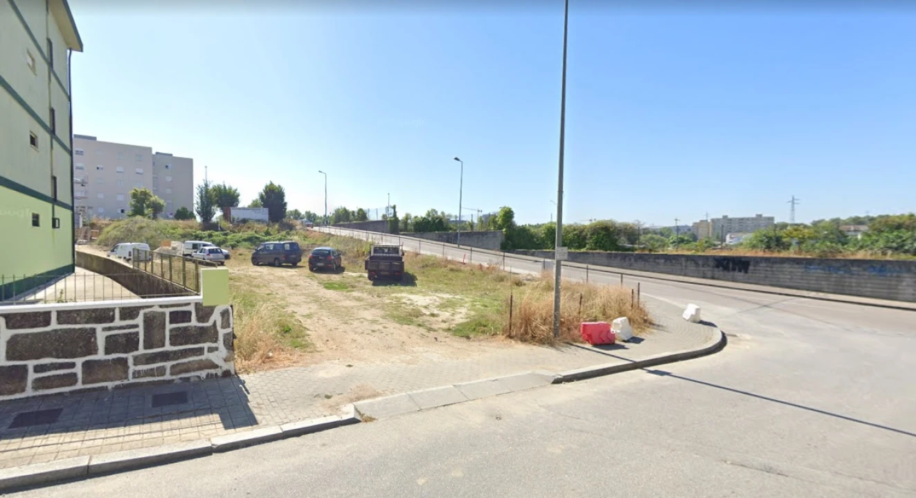 Terreno para Venda em São Mamede de Infesta e Senhora da Hora Foto 3