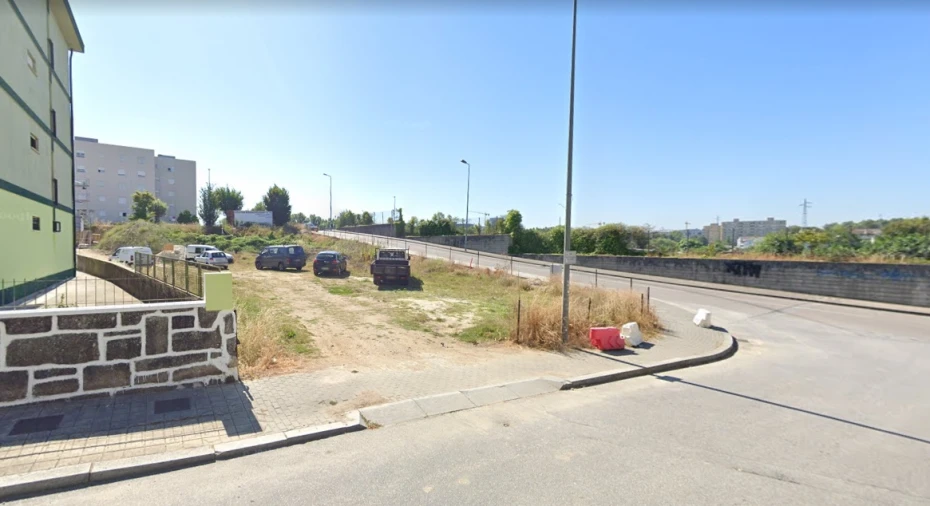 Terreno para Venda em São Mamede de Infesta e Senhora da Hora Foto 3