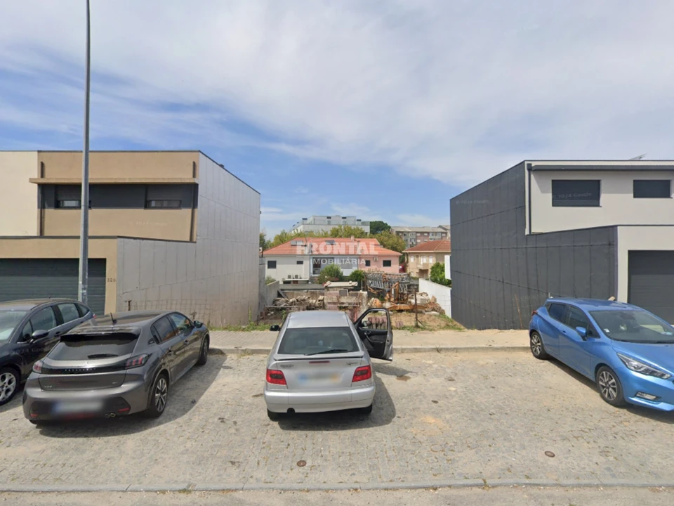 Terreno para Venda em São Mamede de Infesta e Senhora da Hora Foto 2