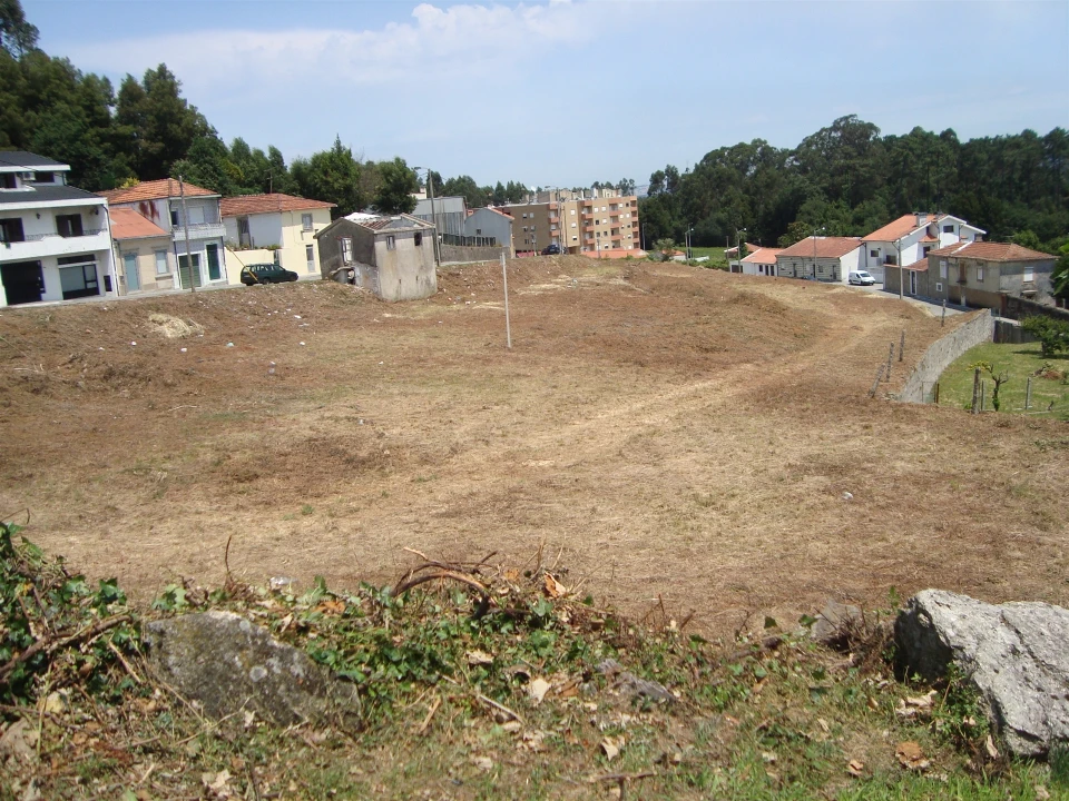 Terreno Misto para Venda em Pedroso e Seixezelo Foto 1
