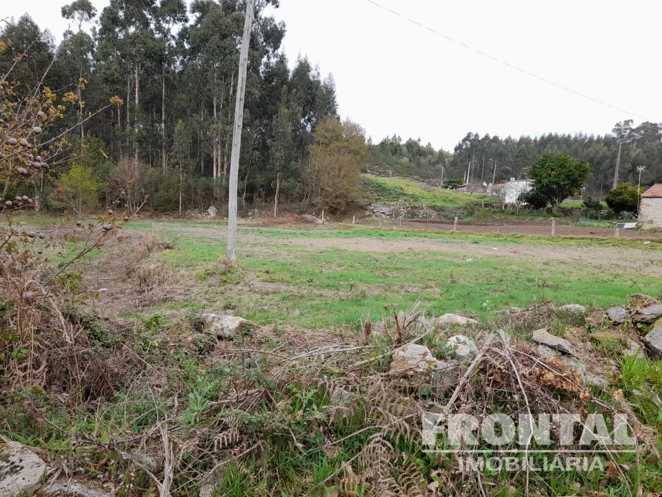 Terreno para Venda em Sapardos Foto 6