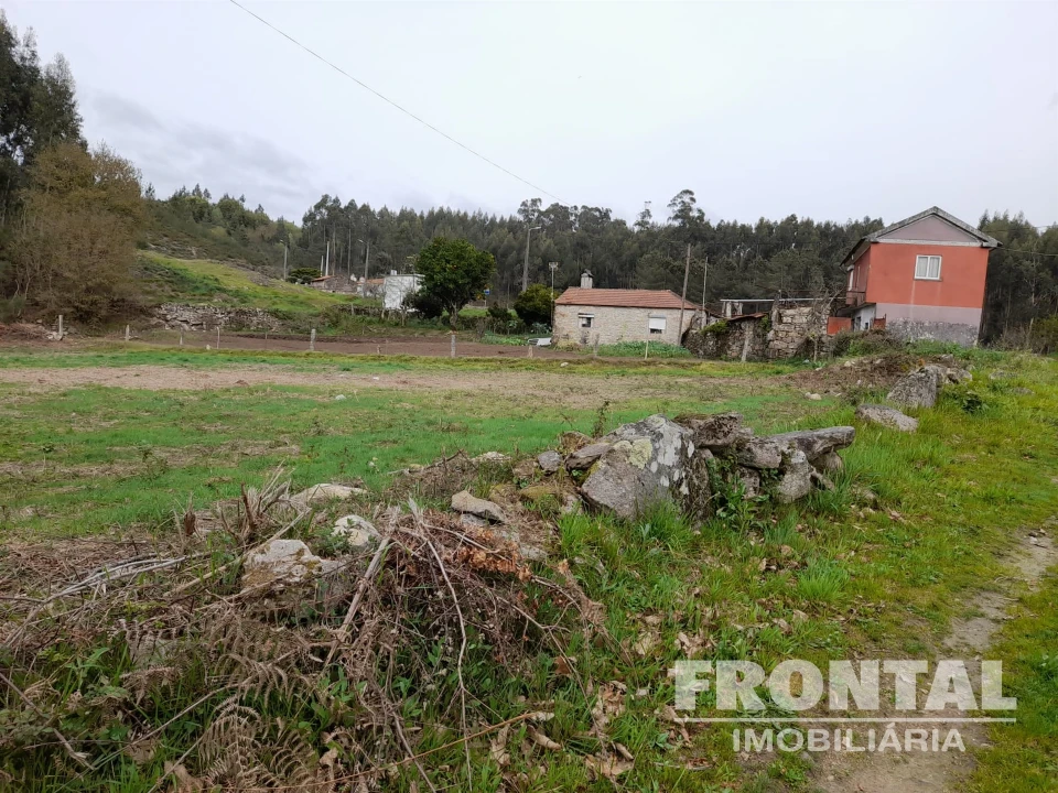 Terreno para Venda em Sapardos Foto 5