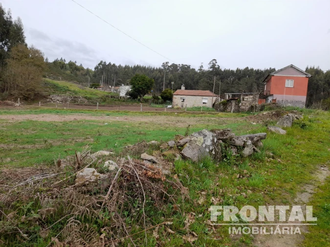 Terreno para Venda em Sapardos Foto 5
