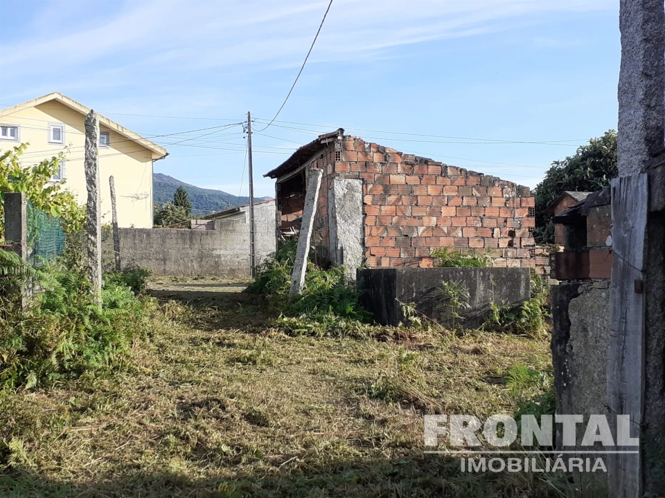 Terreno para Venda em Campos e Vila Meã Foto 10