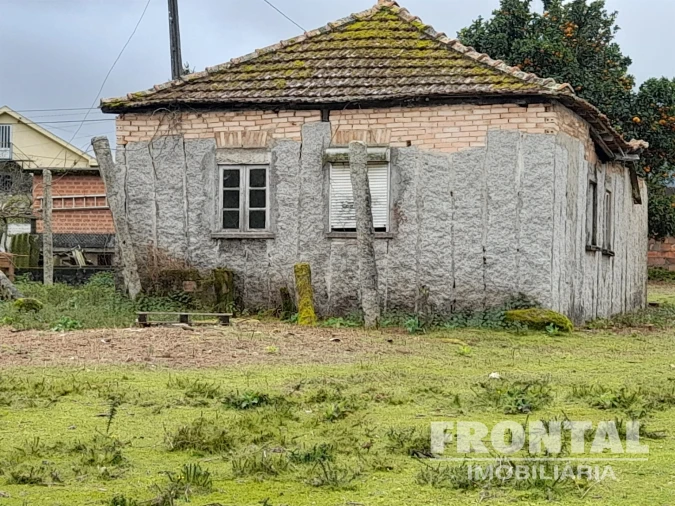 Terreno para Venda em Campos e Vila Meã Foto 5