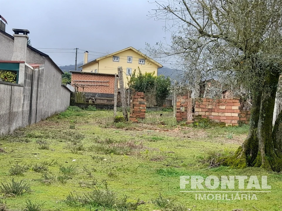 Terreno para Venda em Campos e Vila Meã Foto 17