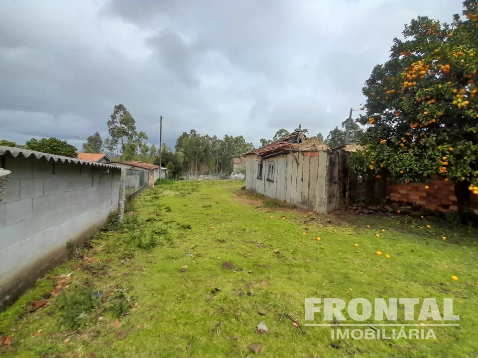 Terreno para Venda em Campos e Vila Meã Foto 13