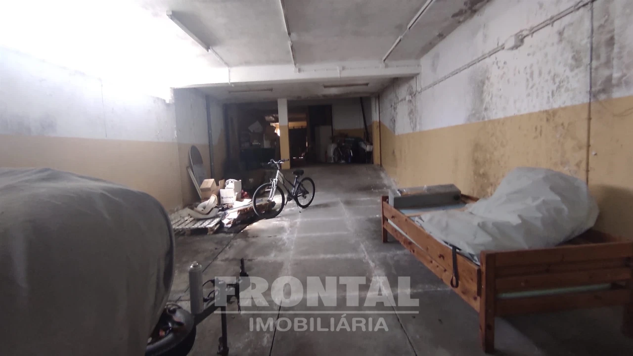 Armazém para Venda em Cedofeita, Santo Ildefonso, Sé, Miragaia, São Nicolau e Vitória Foto 6