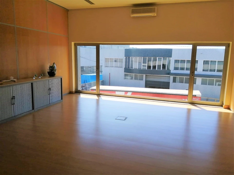 Armazém para Venda em Bougado (São Martinho e Santiago) Foto 19