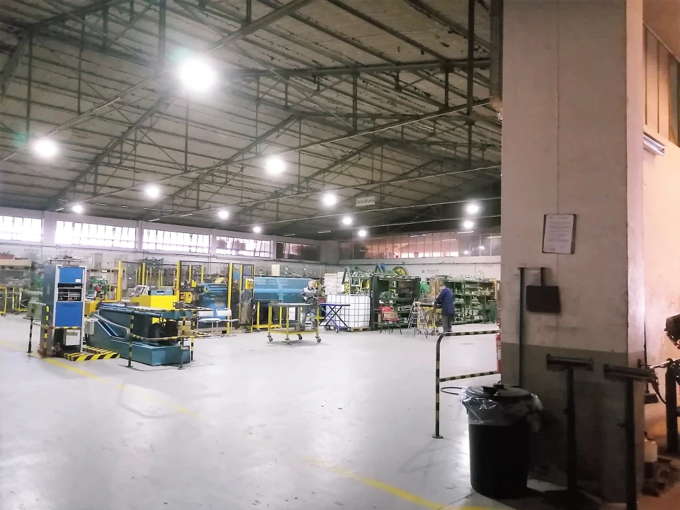 Armazém para Venda em Bougado (São Martinho e Santiago) Foto 36