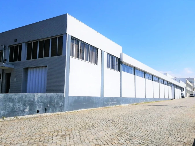 Armazém para Venda em Bougado (São Martinho e Santiago) Foto 1