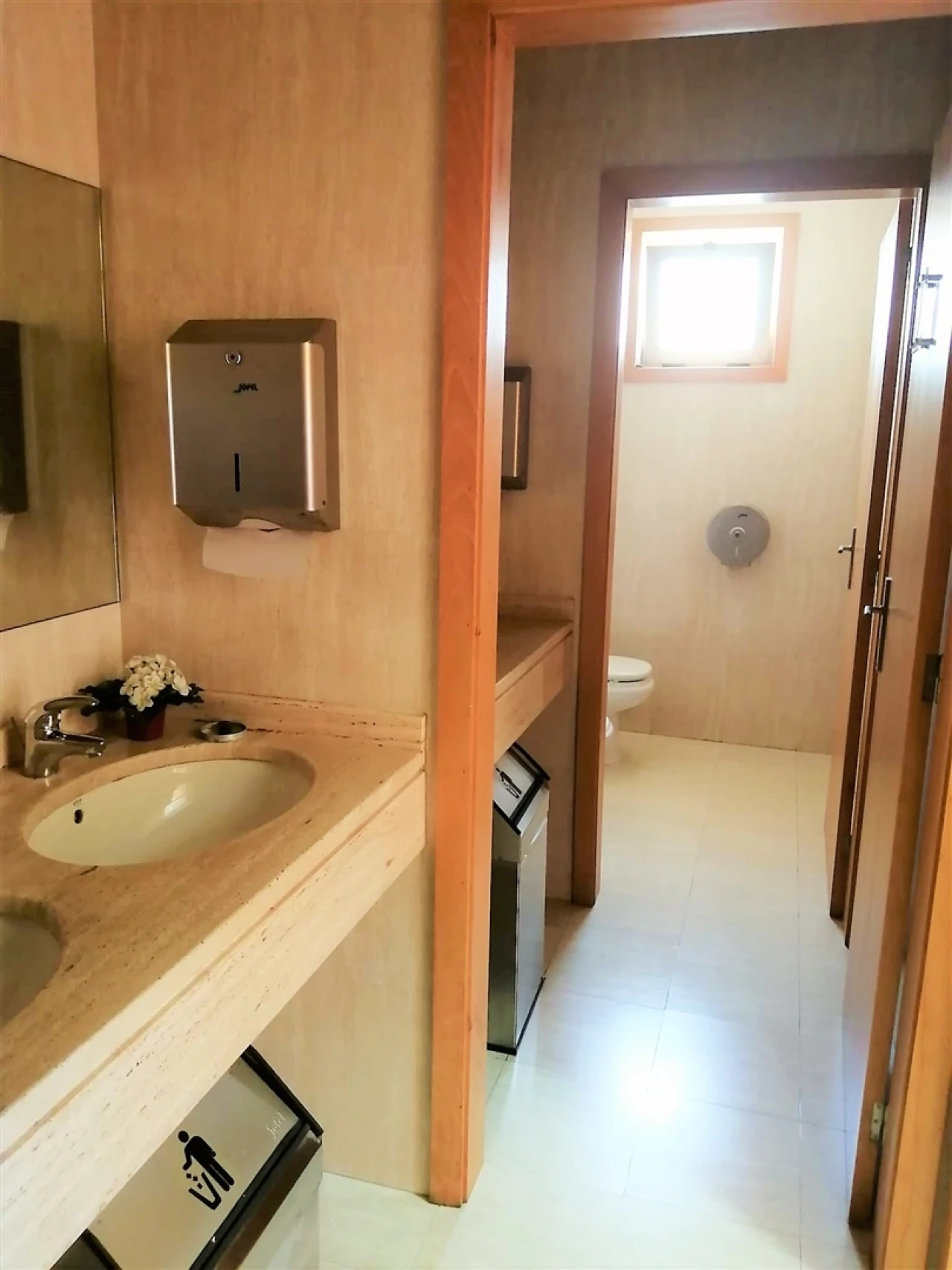 Armazém para Venda em Bougado (São Martinho e Santiago) Foto 21