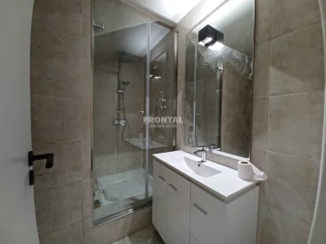 Moradia T5 para Venda em Gulpilhares e Valadares
