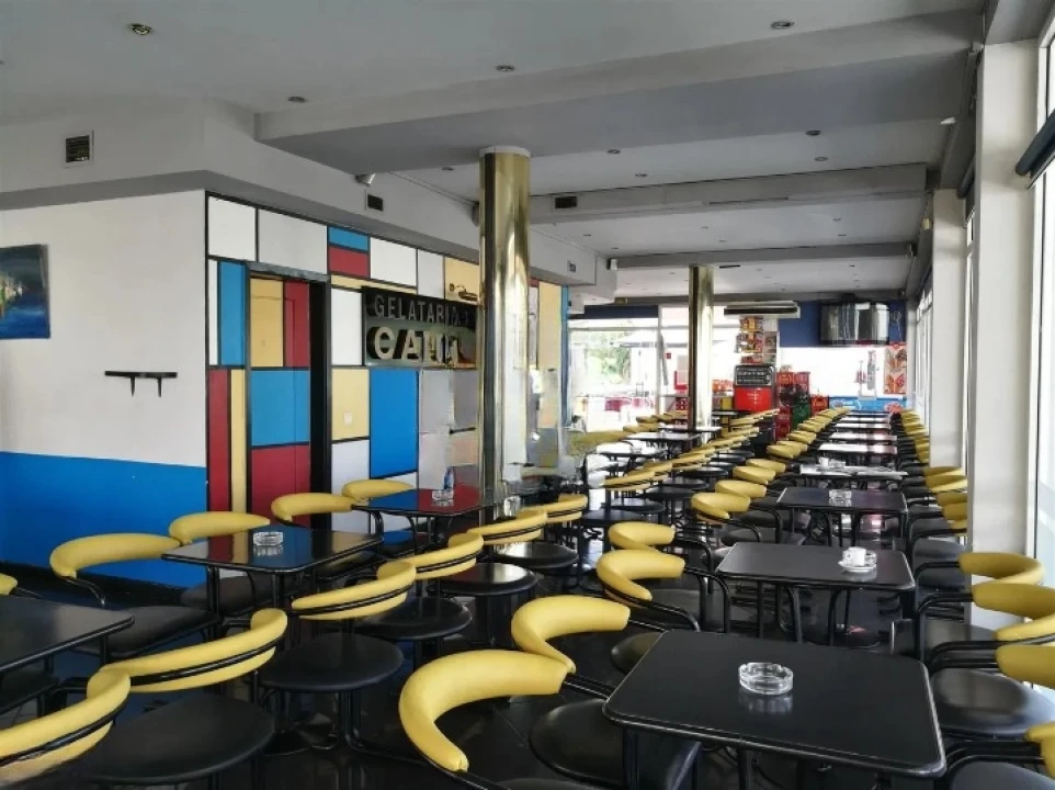 Negócio para Venda em Aguas Santas Foto 2