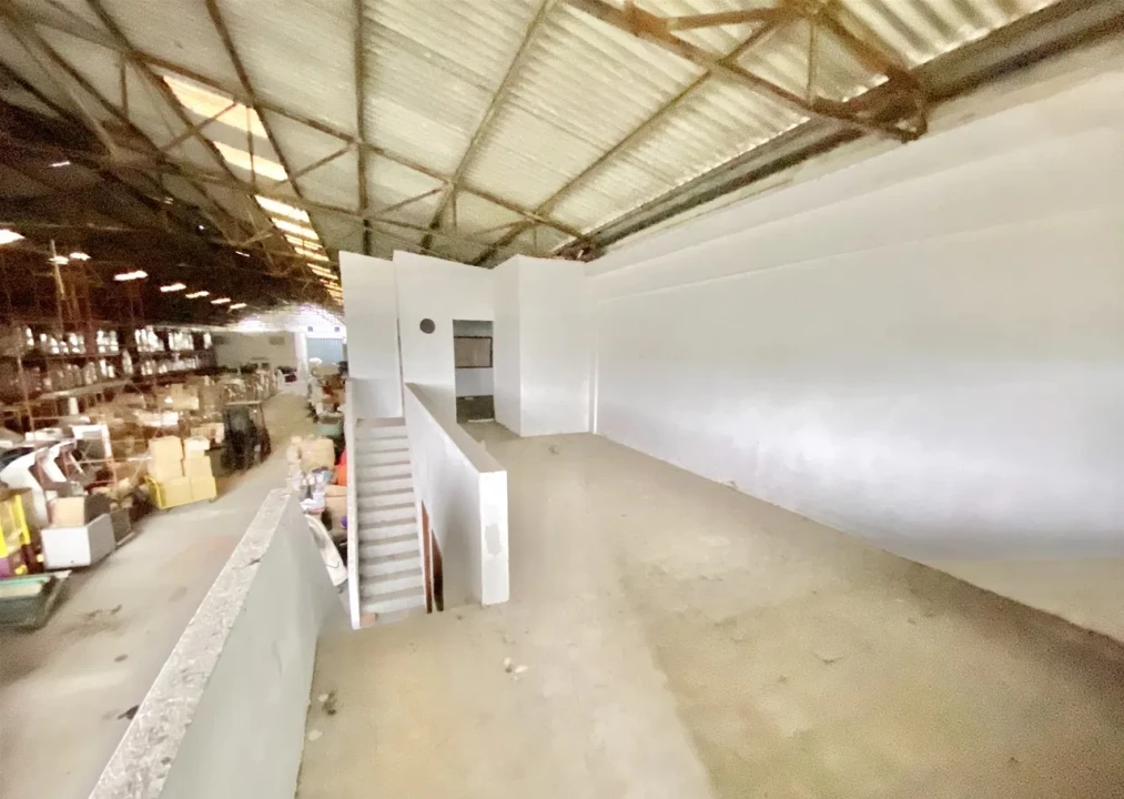 Armazém para Venda em São Pedro Fins Foto 7