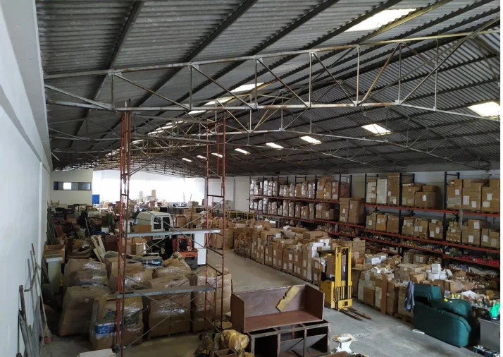 Armazém para Venda em São Pedro Fins Foto 4