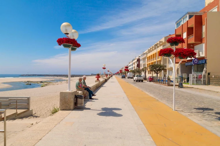 Apartamento T11988 para Venda em Vila Praia de Ancora Foto 16